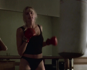 Daryl Hannah - The Pope of Greenwich Village (1984)