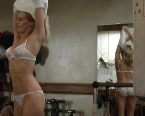 Daryl Hannah - The Pope of Greenwich Village (1984)