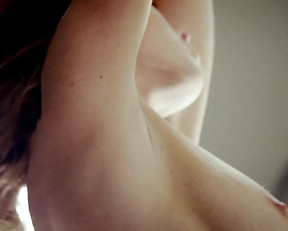 Jo Newman - Femme Fatales (2011 S02E08)