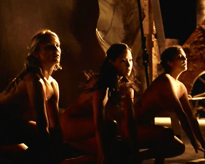 Cameron Diaz, Demi Moore, Drew Barrymore, Lucy Liu - Charlie's Angels: Full Throttle (2003)