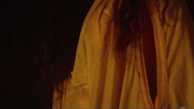 Demi Moore, Lisa Joliffe-Andoh - The Scarlet Letter (1995)