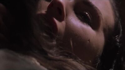 Demi Moore, Lisa Joliffe-Andoh - The Scarlet Letter (1995)