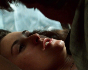 Demi Moore - Disclosure (1994)