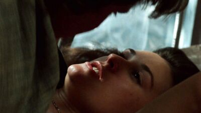 Demi Moore - Disclosure (1994)