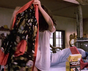 Demi Moore - No Small Affair (1984)