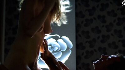 Julie Gayet - Amoreuse (2010)