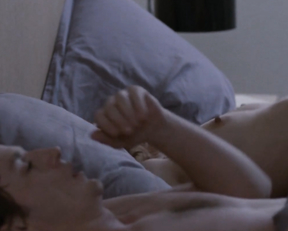 Julie Gayet - Sans laisser de traces (2010)