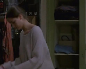 Marie Gillain -  L'Appât (1995)