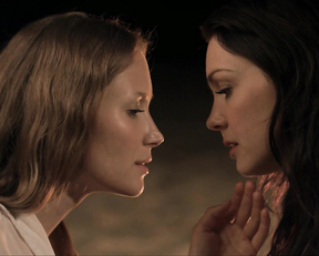 Anna Skellern, Tereza Srbová - Siren (2010)