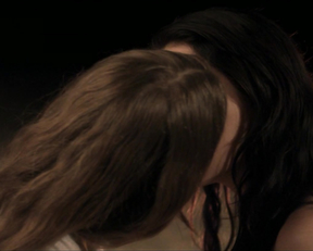 Anna Skellern, Tereza Srbová - Siren (2010)