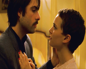 Natalie Portman - Hotel Chevalier (2007)