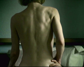 Sandra Hüller - Über uns das All (2011)