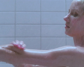 Anne Heche - Psycho (1998)