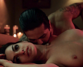 Anne Hathaway, Bijou Phillips - Havoc (2005)