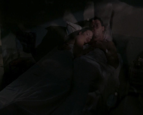 Angelina Jolie - Beyond Borders (2003)