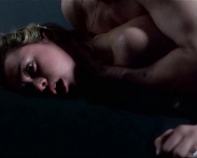 Alex Kingston, Holly Davidson - Essex Boys (2000)