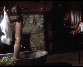 Shelley Duvall naked - Thieves Like Us (1974)