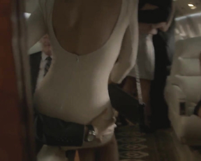 Ariadna Gil, Teresa Ruiz - Aqui en la Tierra s01e04-06 (2018)