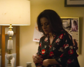 Carmela Zumbado - YOU s02e04 (2019)