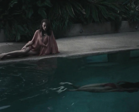 Courtney Eaton, Tao Okamoto, etc - Perfect (2018)