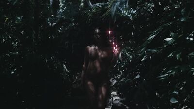 Courtney Eaton, Tao Okamoto, etc - Perfect (2018)