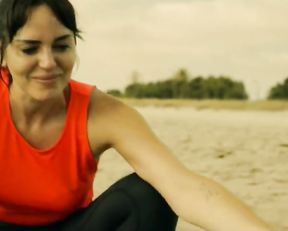 Marta Milans, Veronica Sanchez - El Embarcadero s01e03-07 (2018)