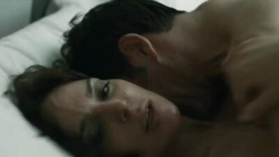Marta Milans, Veronica Sanchez - El Embarcadero s01e03-07 (2018)