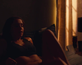 Taylor Misiak naked - Dave s01e03 (2020)