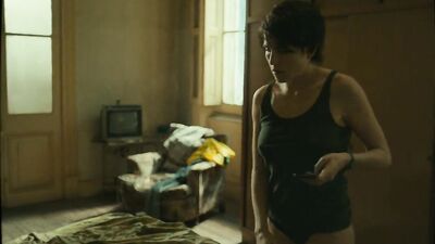 Karla Souza naked - El Presidente s01e03e04e07 (2020)