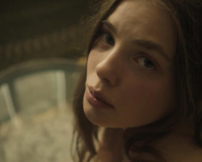 Kristine Froseth naked - The Truth About the Harry Quebert Affair s01e09 (2018)