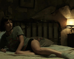 Ursula Corbero, Maria Pedraza, Clara Alvarado, Esther Acebo, Itziar Ituno - La Casa De Papel s01 (2017)