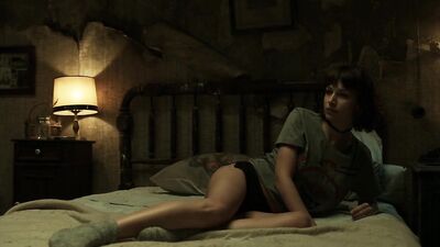 Ursula Corbero, Maria Pedraza, Clara Alvarado, Esther Acebo, Itziar Ituno - La Casa De Papel s01 (2017)