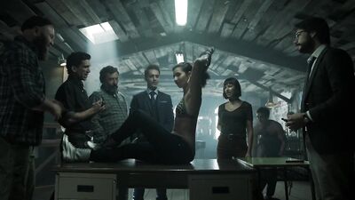 Ursula Corbero, Maria Pedraza, Clara Alvarado, Esther Acebo, Itziar Ituno - La Casa De Papel s01 (2017)