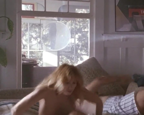 Monique Gabrielle - Miracle Beach - Film nackt