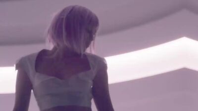 Miley Cyrus As Ashley O - On A Roll - Film nackt