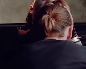 Kelly Monaco - Idle Hands - Film nackt