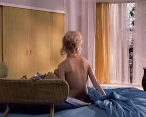 Goldie Hawn - There's A Girl In My Soup - Film nackt