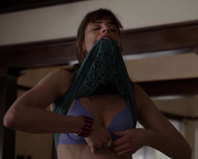 Amanda Peet nude - Togetherness