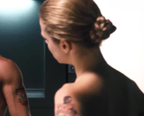 Cécile Breccia nackt - Starship Troopers 3: Marauder