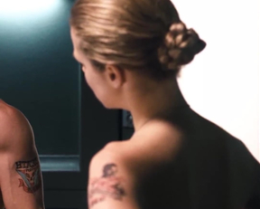 Cécile Breccia nackt - Starship Troopers 3: Marauder