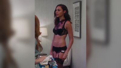 Gal Gadot naked