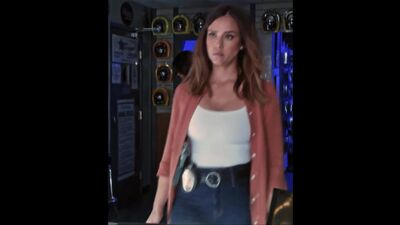 Jessica Alba Nipple - L.A.'s Finest