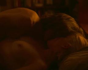 Kate Mara Titty Bounce And Nipple Sucked In My Days Of Mercy - Film nackt