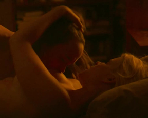 Kate Mara Titty Bounce And Nipple Sucked In My Days Of Mercy - Film nackt