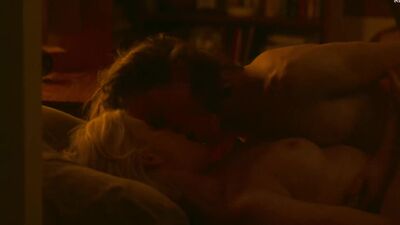 Kate Mara Titty Bounce And Nipple Sucked In My Days Of Mercy - Film nackt