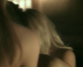 Billie Piper  Beth Cordingly - Secret Diary Of A Call Girl - Film nackt