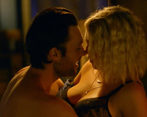 Eliza Taylor In The 100 - Film nackt