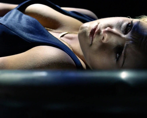 Eliza Taylor In The 100 - Film nackt