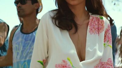 Emily Ratajkowski - We Are Your Friends - Film nackt