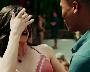 Vanessa Marano  Giorgia Whigham In Saving Zoe - Film nackt